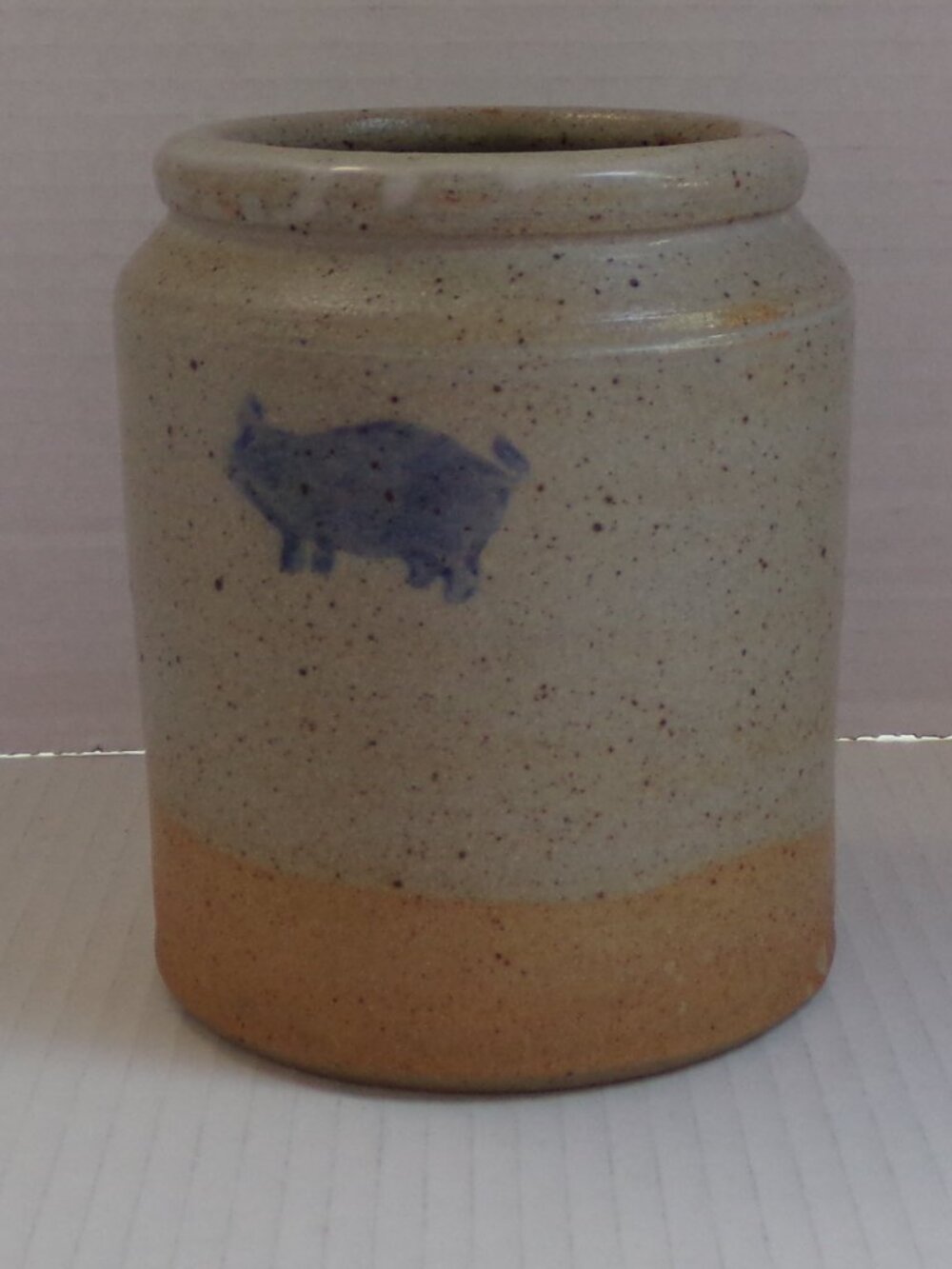Crock Pig Stoneware Tan Blue Country Farmhouse Primitive Dunroven Potters - Picture 6 of 10